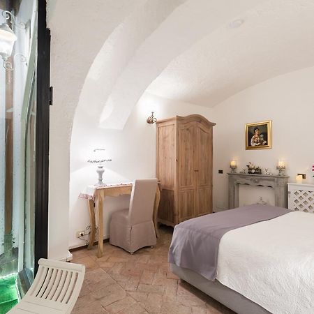 M Empire Villa Rome Bagian luar foto
