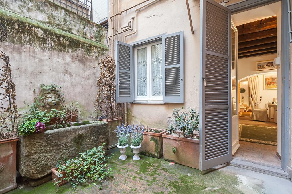 M Empire Villa Rome Bagian luar foto