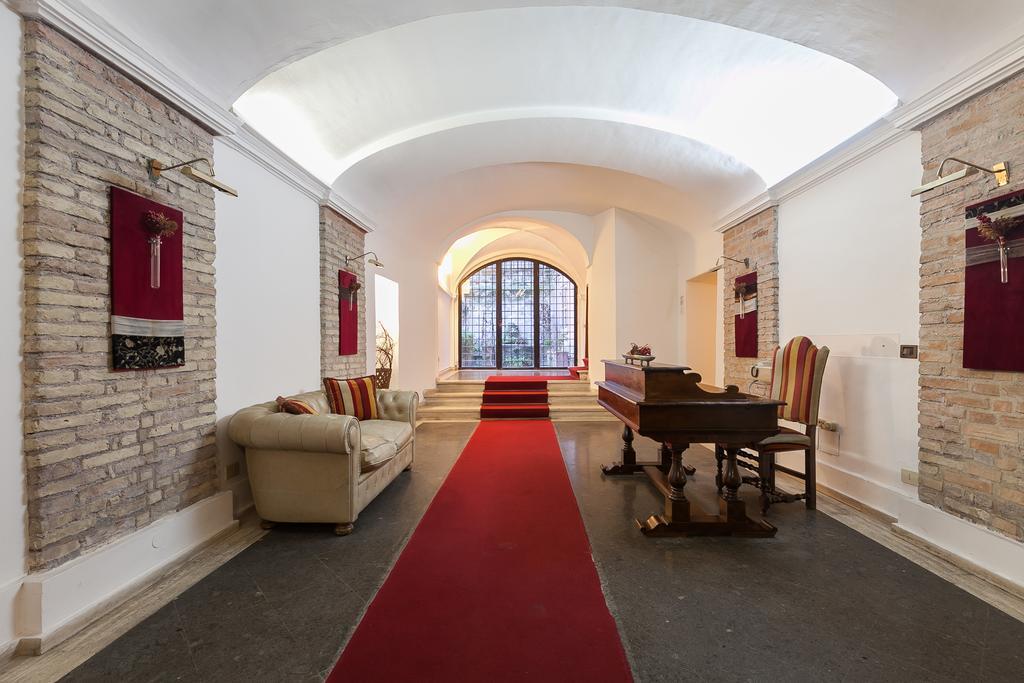 M Empire Villa Rome Bagian luar foto